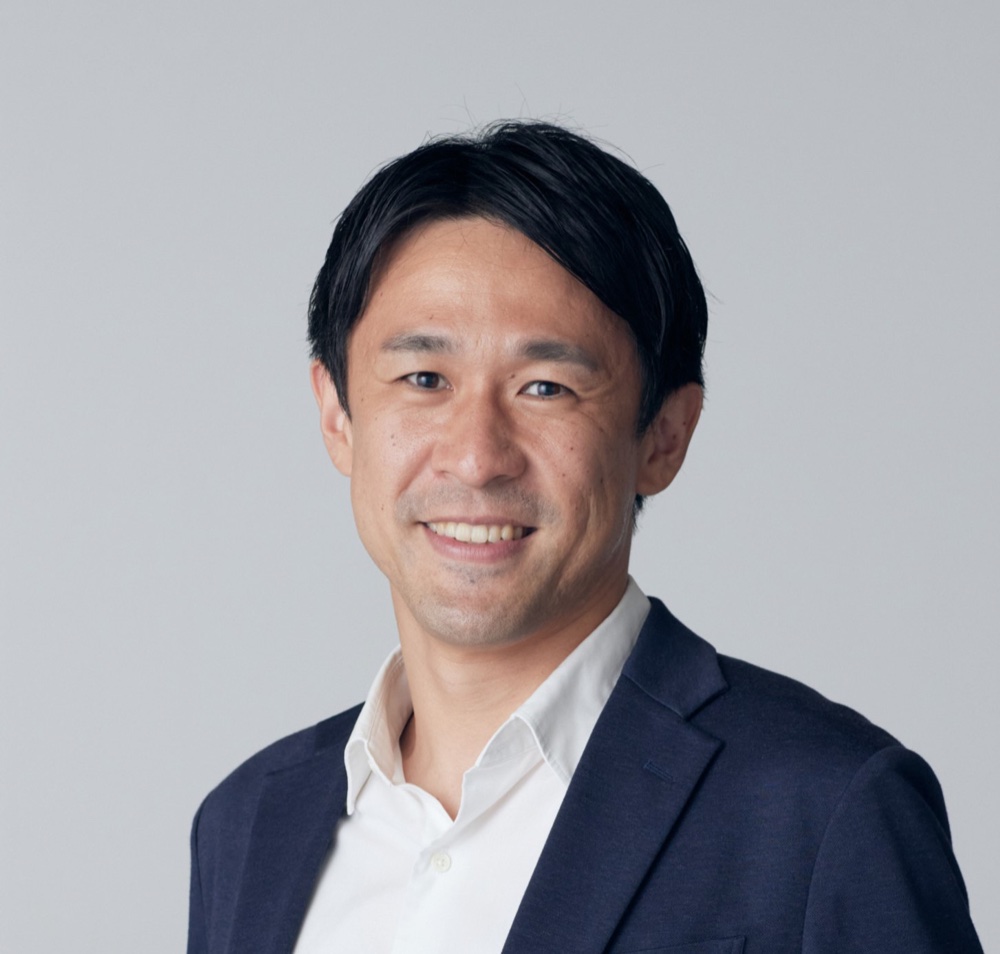秦 雅弘